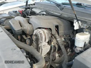 2011 Chevrolet Suburban LT z VIN 1GNSKJE37BR136546, wystawiony jako IAAI lot #43222783 z przebiegiem 171 295 mil mil oraz . Historia ofert i sprzedaży dostępna na DreamBid. Obrazek 19.