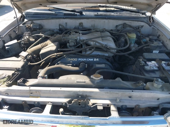 1997 Toyota 4Runner Limited with VIN JT3GN87RXV0024918, listed as a IAAI auction lot 42032378 with 173,784 mi miles. Bid and sale history available at carsss.com. Image 10.