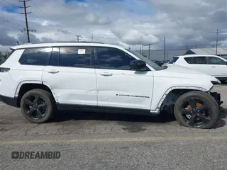 2023 Jeep Grand Cherokee Altitude z VIN 1C4RJKAG0P8855367, wystawiony jako IAAI lot #41788741 z przebiegiem 25 338 mil mil oraz . Historia ofert i sprzedaży dostępna na DreamBid. Obrazek 14.