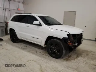 2015 Jeep Grand Cherokee Laredo with VIN 1C4RJFAG5FC150180, listed as a Copart auction lot 87975815 with 130,952 mi miles and Salvage Title. Bid and sale history available at carsss.com. Image 4.