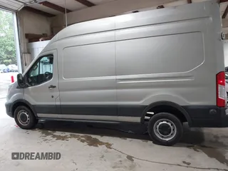 2020 Ford Transit Cargo with VIN 1FTBR1X82LKA53226, listed as a IAAI auction lot 42355465 with 49,579 mi miles and . Bid and sale history available at DreamBid. Image 15.