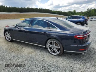 2020 Audi S8 z VIN WAU8SAF87LN001957, wystawiony jako Copart lot #56478595 z przebiegiem 29 148 mil mil oraz Szkody całkowita. Historia ofert i sprzedaży dostępna na DreamBid. Obrazek 2.