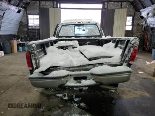 2003 Ford F-350 XL with VIN 1FTSF31LX3EB18971, listed as a Copart auction lot 42481305 with 151,750 mi miles and Salvage Title. Bid and sale history available at DreamBid. Image 6.