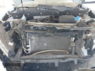 2021 Volkswagen Atlas SE z VIN 1V2HR2CA8MC514027, wystawiony jako IAAI lot #42260413 z przebiegiem 37 687 mil mil oraz . Historia ofert i sprzedaży dostępna na DreamBid. Obrazek 10.