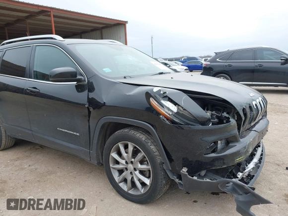 2017 Jeep Cherokee Limited with VIN 1C4PJLDB2HD231916, listed as a IAAI auction lot 41633365 with 112,256 mi miles. Bid and sale history available at carsss.com. Image 6.