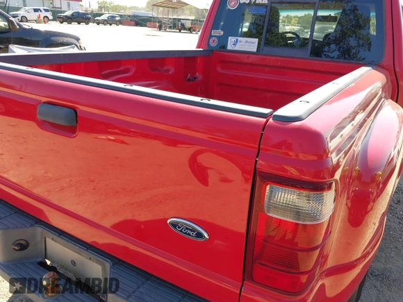 2004 Ford Ranger XL Fleet z VIN 1FTYR44U84PA62062, wystawiony jako IAAI lot #42314908 z przebiegiem 150 302 mil mil oraz . Historia ofert i sprzedaży dostępna na DreamBid. Obrazek 6.