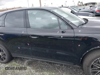 2024 Porsche Cayenne z VIN WP1AA2AY4RDA14120, wystawiony jako IAAI lot #41477355 z przebiegiem 3 134 mil mil oraz . Historia ofert i sprzedaży dostępna na DreamBid. Obrazek 14.