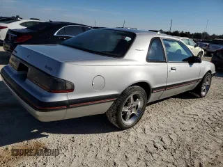 1988 Ford Thunderbird with VIN 1FABP64T3JH145411, listed as a Copart auction lot 78222654 with 143,134 mi miles and Salvage Title. Bid and sale history available at DreamBid. Image 3.