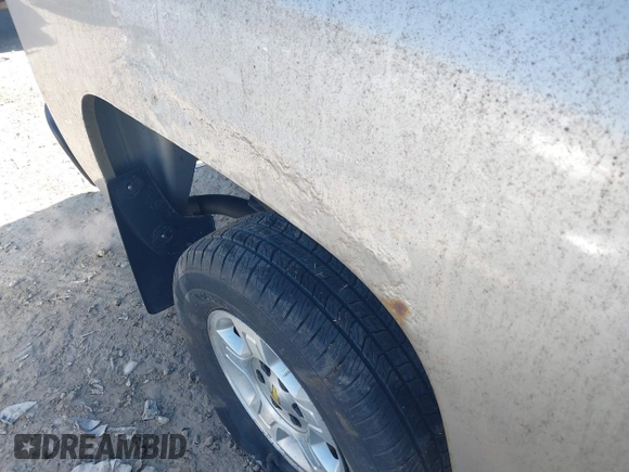 2007 Chevrolet Silverado 1500 LT w/1LT with VIN 1GCEC19017Z500969, listed as a IAAI auction lot 41907955 with 212,259 mi miles. Bid and sale history available at carsss.com. Image 18.