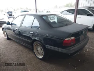 1998 BMW 5 Series 528i z VIN WBADD6325WBW34033, wystawiony jako IAAI lot #41025167 z przebiegiem Nie podano mil oraz . Historia ofert i sprzedaży dostępna na DreamBid. Obrazek 3.