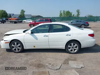2005 Lexus ES 350 с VIN JTHBA30G155096010, выставлен на аукционе IAAI как лот 42435639 с пробегом 181 186 миль миль и . История ставок и продаж доступна на DreamBid. Изображение 14.