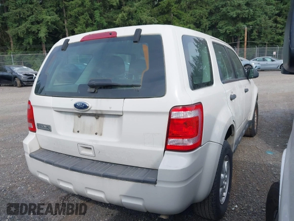 2010 Ford Escape XLS с VIN 1FMCU0C76AKB61657, выставлен на аукционе IAAI как лот 42489207 с пробегом 156 983 миль миль и . История ставок и продаж доступна на DreamBid. Изображение 4.