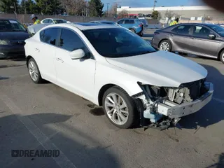 2016 Acura ILX with VIN 19UDE2F33GA026002, listed as a IAAI auction lot 41599856 with 167,325 mi miles. Bid and sale history available at carsss.com. Image 1.