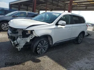 2020 Mitsubishi Outlander SE with VIN JA4AD3A35LZ003537, listed as a Copart auction lot 61956945 with 35,422 mi miles and Salvage title. Bid and sale history available at DreamBid. Image 1.