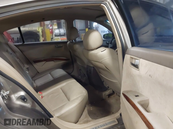 2004 Nissan Maxima SE with VIN 1N4BA41E64C911306, listed as a IAAI auction lot 41901758 with 160,841 mi miles and . Bid and sale history available at DreamBid. Image 8.