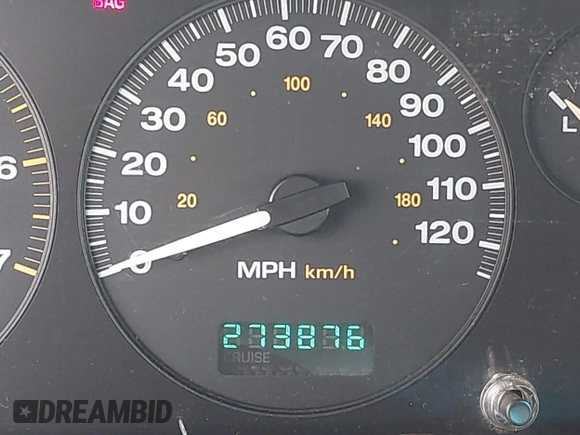2004 Jeep Grand Cherokee Laredo z VIN 1J4GW48SX4C213322, wystawiony jako IAAI lot #41969362 z przebiegiem 273 876 mil mil oraz . Historia ofert i sprzedaży dostępna na DreamBid. Obrazek 15.