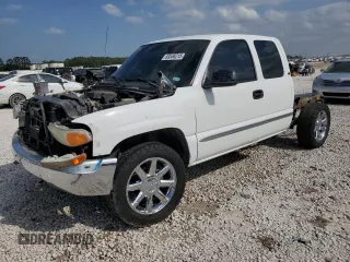 2000 GMC Sierra 1500 SLE with VIN 1GTEK19T6YZ288911, listed as a Copart auction lot 53538215 with 211,341 mi miles and Salvage Title. Bid and sale history available at DreamBid. Image 1.