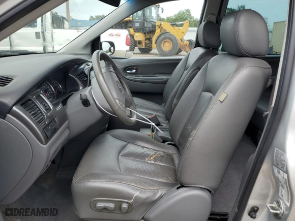 2004 Mazda MPV ES with VIN JM3LW28J240519116, listed as a Copart auction lot 58103714 with 227,151 mi miles and Salvage Title. Bid and sale history available at carsss.com. Image 7.
