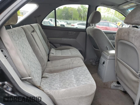 2008 Kia Sorento LX z VIN KNDJC735485861014, wystawiony jako Copart lot #56156945 z przebiegiem 187 531 mil mil oraz Czysty tytuł • Clean title. Historia ofert i sprzedaży dostępna na DreamBid. Obrazek 11.