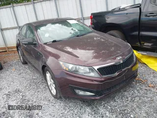2013 Kia Optima EX z VIN 5XXGN4A71DG133275, wystawiony jako IAAI lot #42183941 z przebiegiem 173 807 mil mil oraz . Historia ofert i sprzedaży dostępna na DreamBid. Obrazek 1.