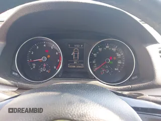 2016 Volkswagen Passat SE z VIN 1VWBT7A39GC033702, wystawiony jako IAAI lot #40547421 z przebiegiem 122 206 mil mil oraz . Historia ofert i sprzedaży dostępna na DreamBid. Obrazek 7.