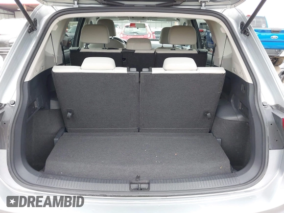 2019 Volkswagen Tiguan S with VIN 3VV1B7AX9KM110873, listed as a IAAI auction lot 42010931 with 82,745 mi miles and . Bid and sale history available at DreamBid. Image 17.