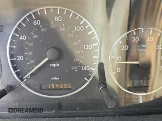 2005 Mercedes-Benz M 350 with VIN 4JGAB57E35A550478, listed as a Copart auction lot 62419825 with 194,395 mi miles and Clean title. Bid and sale history available at DreamBid. Image 8.