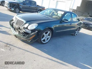 2009 Mercedes-Benz E 550 with VIN WDBUF90X09B440074, listed as a IAAI auction lot 41501459 with 142,489 mi miles and . Bid and sale history available at carsss.com. Image 2.