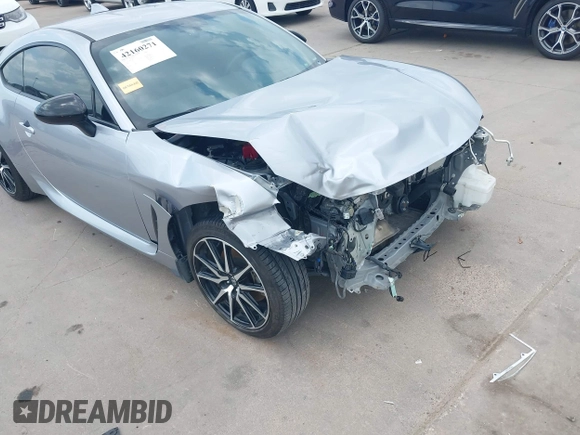 2023 Toyota 86 z VIN JF1ZNBC15P8759916, wystawiony jako IAAI lot #42160271 z przebiegiem 28 360 mil mil oraz . Historia ofert i sprzedaży dostępna na DreamBid. Obrazek 18.