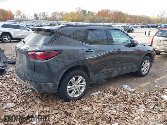 2021 Chevrolet Blazer LT с VIN 3GNKBHR4XMS513009, выставлен на аукционе IAAI как лот 40652751 с пробегом 34 068 миль миль и . История ставок и продаж доступна на DreamBid. Изображение 4.