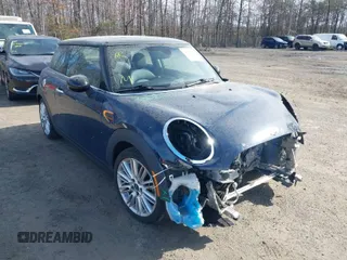 2017 MINI Hardtop Cooper with VIN WMWXP5C5XH2D71066, listed as a IAAI auction lot 41740870 with 61,144 mi miles and . Bid and sale history available at DreamBid. Image 1.