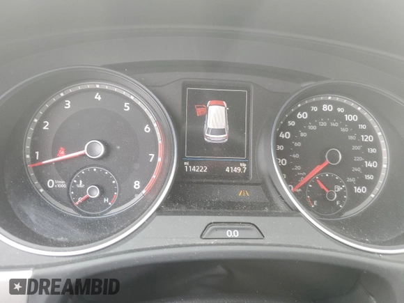 2018 Volkswagen Atlas SE with VIN 1V2PR2CA9JC535475, listed as a Copart auction lot 59427055 with 114,222 mi miles and Salvage title. Bid and sale history available at DreamBid. Image 9.