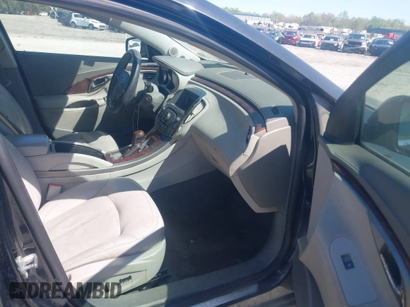 2010 Buick LaCrosse CXL with VIN 1G4GC5EG3AF137646, listed as a IAAI auction lot 41952467 with 263,319 mi miles and . Bid and sale history available at DreamBid. Image 5.