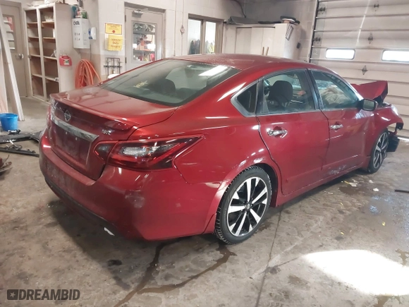 2018 Nissan Altima 2.5 SV with VIN 1N4AL3AP5JC198699, listed as a IAAI auction lot 41609046 with 60,807 mi miles. Bid and sale history available at carsss.com. Image 4.