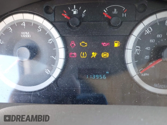 2008 Ford Escape XLT with VIN 1FMCU93158KA39754, listed as a IAAI auction lot 40660179 with 113,956 mi miles. Bid and sale history available at carsss.com. Image 7.