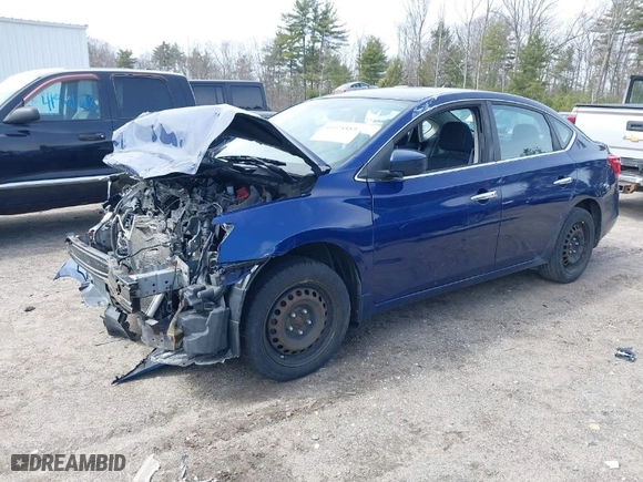 2016 Nissan Sentra SR with VIN 3N1AB7AP7GL670826, listed as a IAAI auction lot 41928883 with 1 mi miles. Bid and sale history available at carsss.com. Image 2.