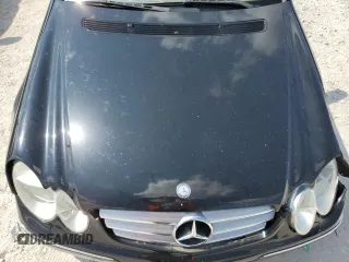 2008 Mercedes-Benz CLK 350 с VIN WDBTK56F18F244120, выставлен на аукционе Copart как лот 52082125 с пробегом 50 101 миль миль и На запчасти • Non repairable. История ставок и продаж доступна на DreamBid. Изображение 11.