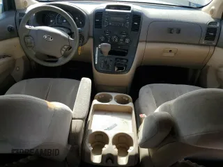 2008 Kia Sedona EX with VIN KNDMB233286219063, listed as a Copart auction lot 73514184 with 153,044 mi miles and Clean Title. Bid and sale history available at carsss.com. Image 8.