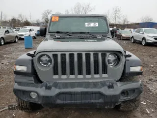 2022 Jeep Wrangler Unlimited Willys Sport with VIN 1C4HJXDM0NW256150, listed as a Copart auction lot 46171125 with 35,846 mi miles and Clean Title. Bid and sale history available at DreamBid. Image 5.