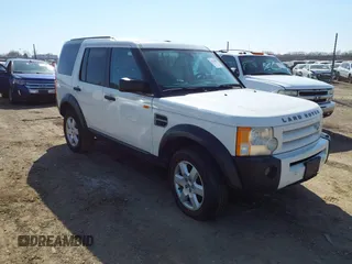 2008 Land Rover LR3 HSE with VIN SALAG25468A455005, listed as a IAAI auction lot 41785847 with 220,740 mi miles. Bid and sale history available at carsss.com. Image 1.