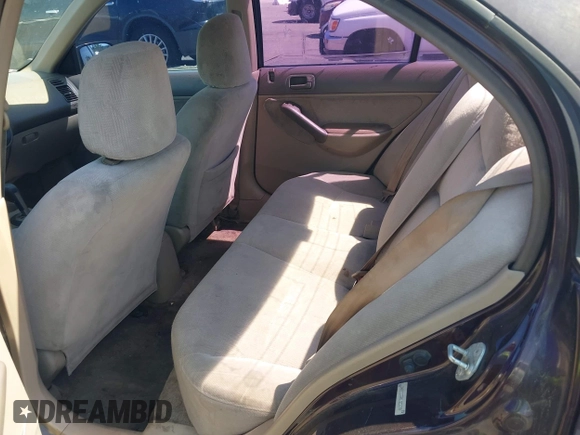 2001 Honda Civic LX z VIN 1HGES16551L011070, wystawiony jako IAAI lot #42294129 z przebiegiem 184 020 mil mil oraz . Historia ofert i sprzedaży dostępna na DreamBid. Obrazek 8.