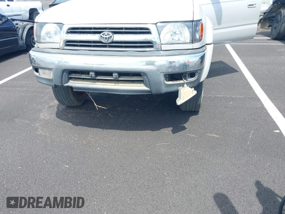 2000 Toyota 4Runner SR5 with VIN JT3GN86R1Y0166533, listed as a IAAI auction lot 42103772 with 279,272 mi miles and . Bid and sale history available at DreamBid. Image 6.