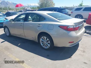 2013 Lexus ES 300h z VIN JTHBW1GG9D2012639, wystawiony jako IAAI lot #42157365 z przebiegiem 102 070 mil mil oraz . Historia ofert i sprzedaży dostępna na DreamBid. Obrazek 3.
