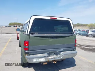 2001 Dodge 1500 z VIN 1B7HF13Z41J601229, wystawiony jako IAAI lot #42098873 z przebiegiem 178 970 mil mil oraz . Historia ofert i sprzedaży dostępna na DreamBid. Obrazek 6.