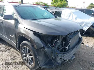 2019 GMC Acadia SLT with VIN 1GKKNMLS2KZ284765, listed as a IAAI auction lot 42593279 with 33,120 mi miles and . Bid and sale history available at DreamBid. Image 6.
