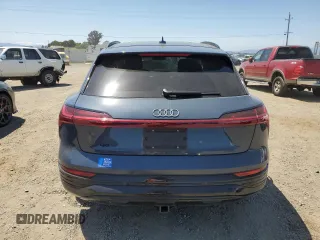 2024 Audi Q8 e-tron z VIN WA16AAGE4RB051463, wystawiony jako Copart lot #55693475 z przebiegiem Nie podano mil oraz Szkoda całkowita • Salvage title. Historia ofert i sprzedaży dostępna na DreamBid. Obrazek 6.