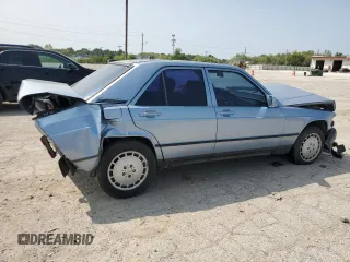 1986 Mercedes-Benz 190 with VIN WDBDA24D4GF155793, listed as a Copart auction lot 68599054 with 193,233 mi miles and Clean Title. Bid and sale history available at carsss.com. Image 3.