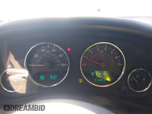 2018 Jeep Wrangler Unlimited Sport S with VIN 1C4HJWDG8JL928813, listed as a IAAI auction lot 42281021 with 71,001 mi miles and . Bid and sale history available at DreamBid. Image 7.