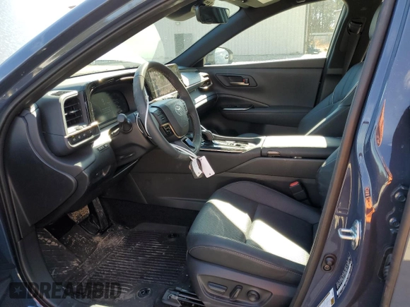 2025 Toyota Crown XLE z VIN JTDACAAJ1S3002589, wystawiony jako Copart lot #46674455 z przebiegiem 9 535 mil mil oraz Szkoda całkowita • Salvage title. Historia ofert i sprzedaży dostępna na DreamBid. Obrazek 7.
