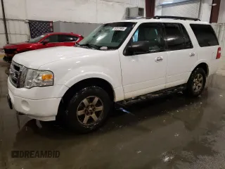 2010 Ford Expedition SSV z VIN 1FMJU1G51AEB63515, wystawiony jako Copart lot #44323985 z przebiegiem 135 328 mil mil oraz Szkoda całkowita • Salvage title. Historia ofert i sprzedaży dostępna na DreamBid. Obrazek 1.